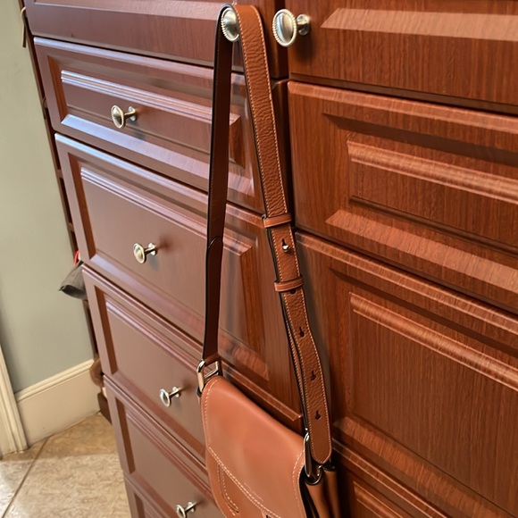 Like New Marc Jacob's crossbody bag - Picture 7 of 16